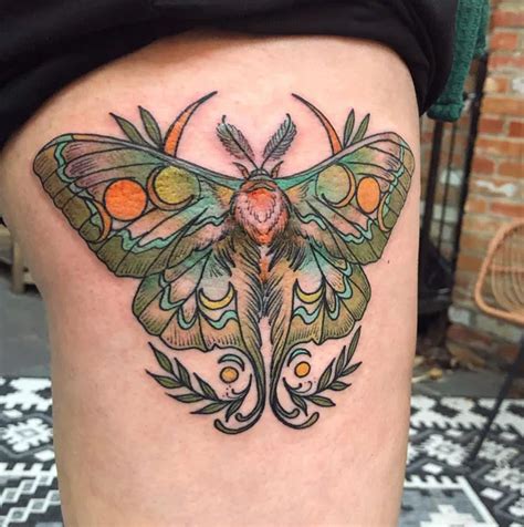 86 Remarkable Luna Moth Tattoos That Are On The Buzz Right。